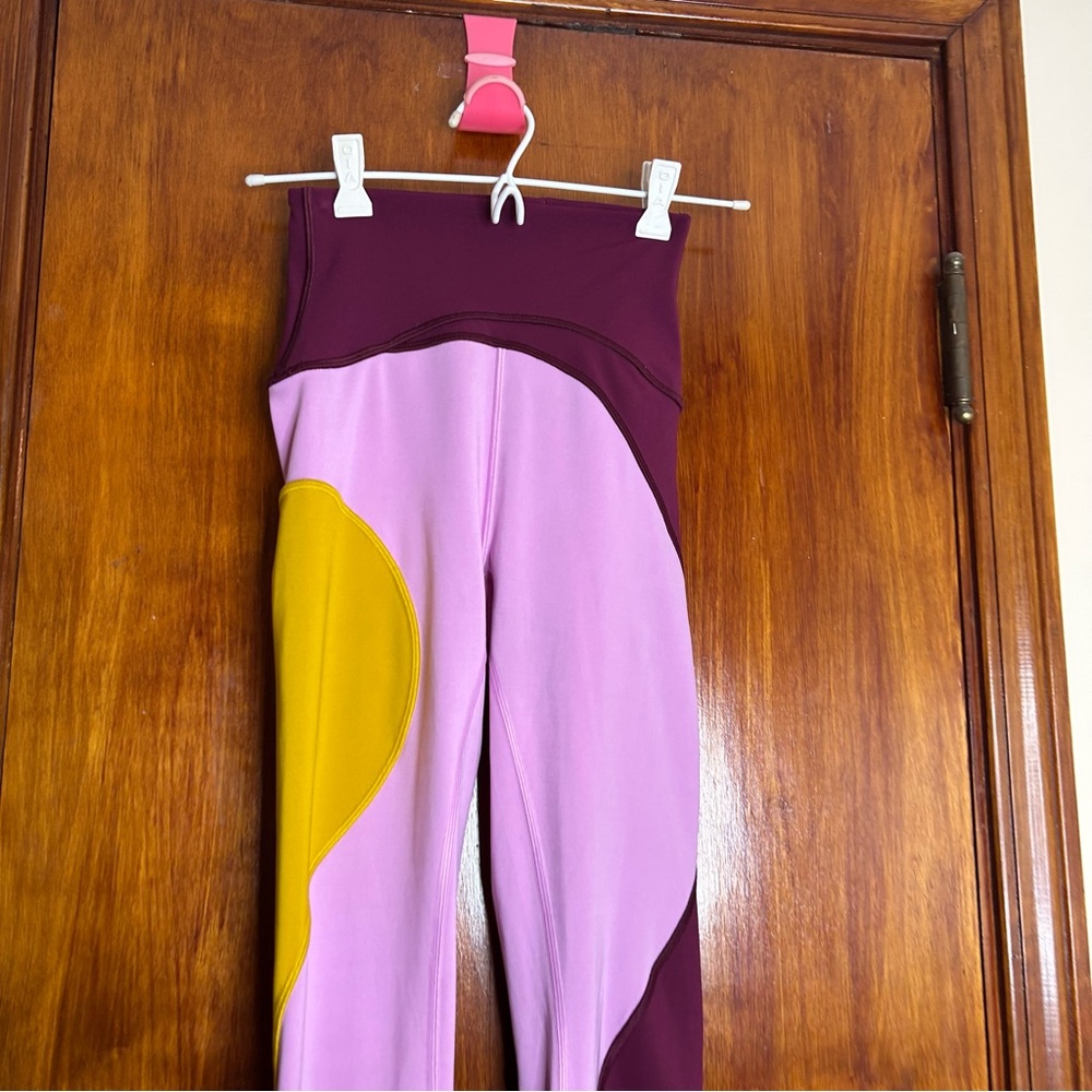 Lululemon x Raksanda Leggings Inner Expanse Tights Gold Purple Retro Wave Size 2 - Picture 3 of 9